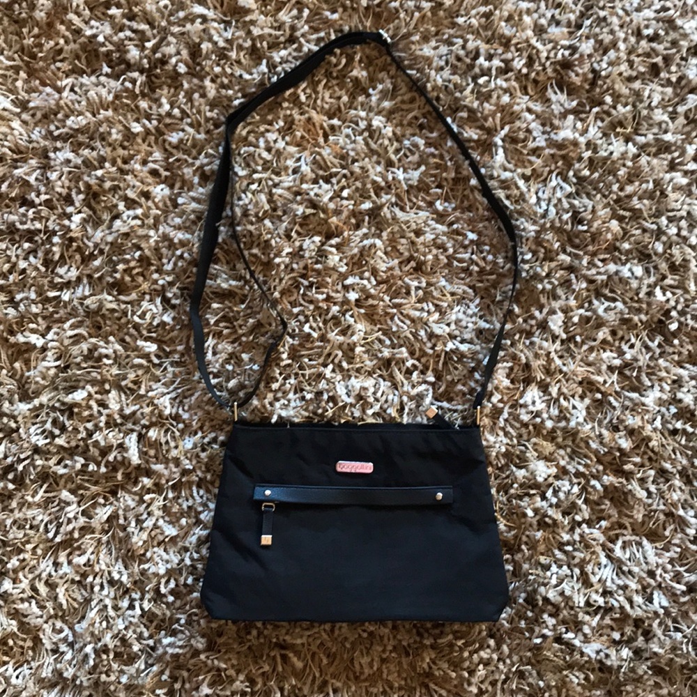 Baggellini purse